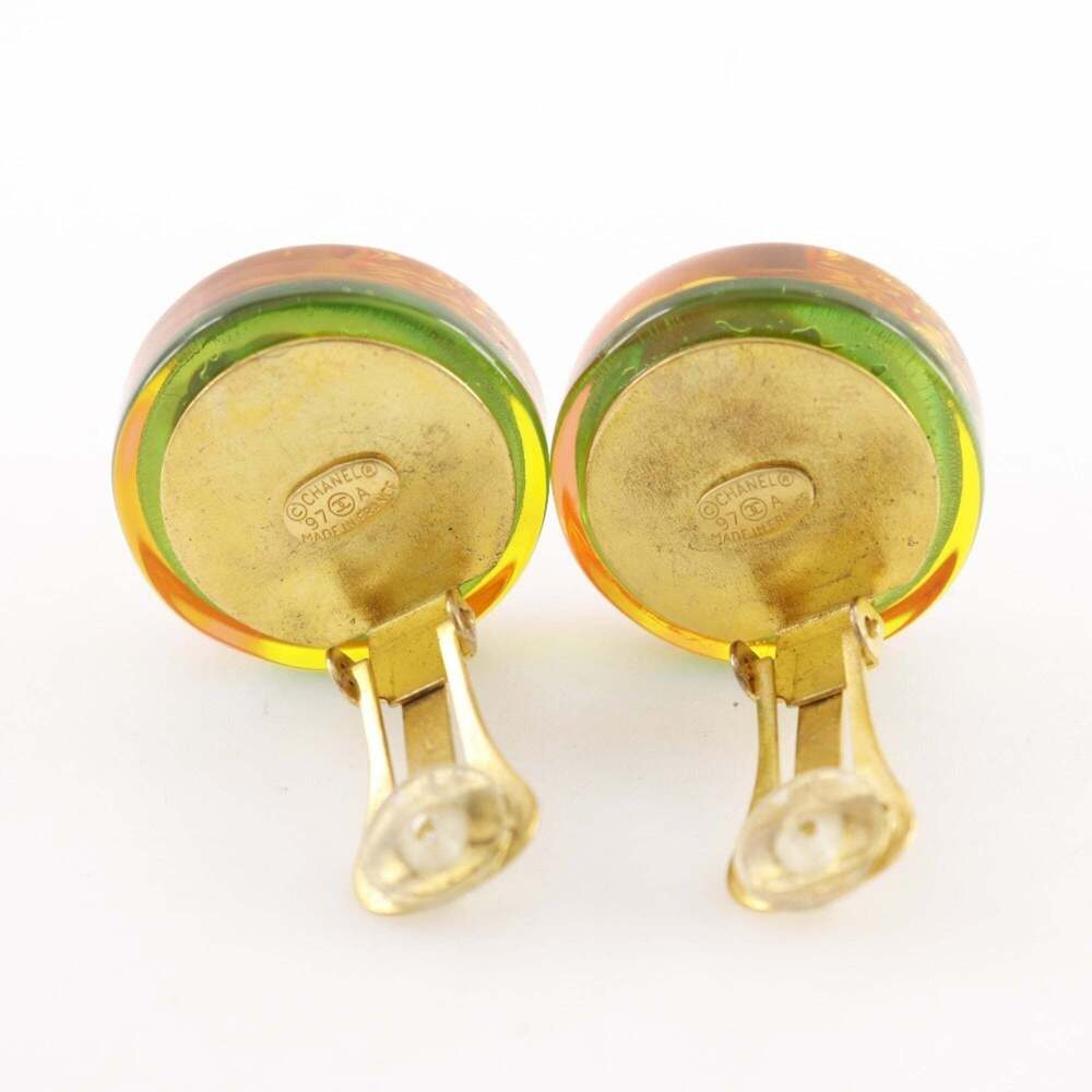 CHANEL Vintage Orange Logo Earrings - Picture 4 of 7